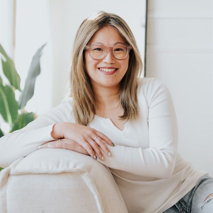 Romina Kwong Headshot